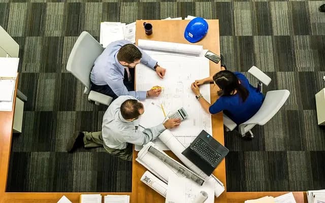Comment tirer parti du coaching groupal pour vos clients